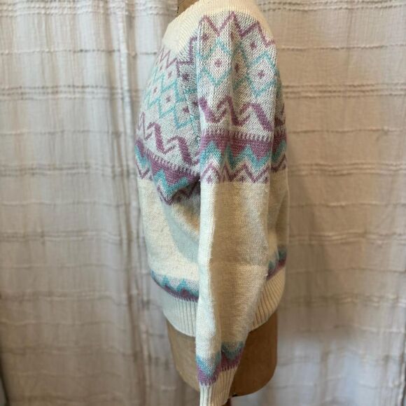 Vtg. Alps Ladies 80s/90s knit sweater cream and pastel 100% wool. Size L. - Picture 3 of 4